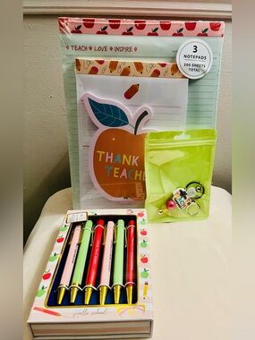 JAMES BURKE NWT Teacher Bundle. Notepad, Pen Set & Keychain/Bag Charm.